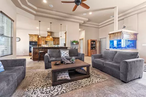 409 Rosehaven Ln, Tehachapi, CA 93561 photo 13