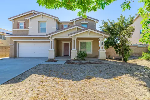 43708 Dana Dr, Lancaster, CA 93535 photo 1