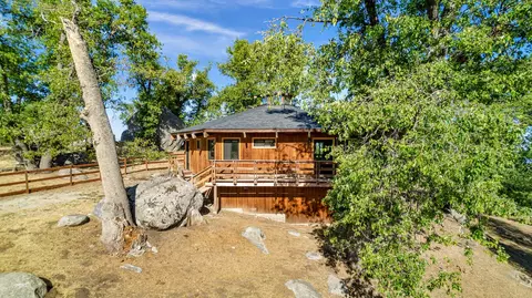 26881 Owl Ct, Tehachapi, CA 93561 photo 1