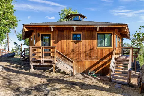26881 Owl Ct, Tehachapi, CA 93561 photo 2