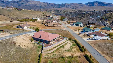 20020 Sears Dr, Tehachapi, CA 93561 photo 43