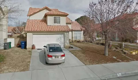 751 Cambridge Ct, Lancaster, CA 93535 photo 1