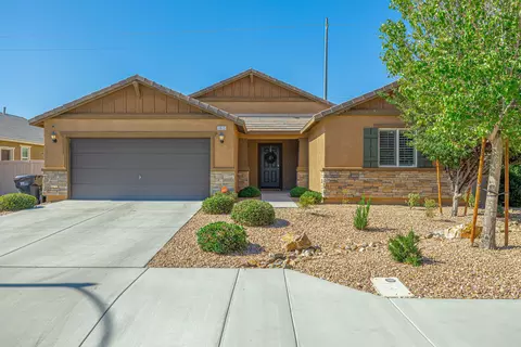 3615 Emerald Ln, Lancaster, CA 93535 photo 1