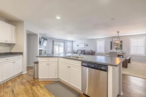 3615 Emerald Ln, Lancaster, CA 93535 photo 8