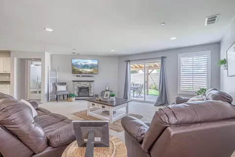 3615 Emerald Ln, Lancaster, CA 93535 photo 15