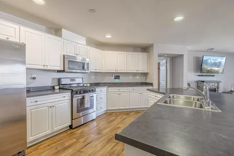 3615 Emerald Ln, Lancaster, CA 93535 photo 7