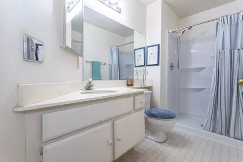 44253 Halcom Ave, Lancaster, CA 93536 photo 13
