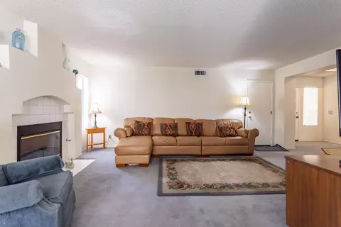 44253 Halcom Ave, Lancaster, CA 93536 photo 14