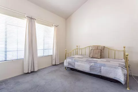 44253 Halcom Ave, Lancaster, CA 93536 photo 12
