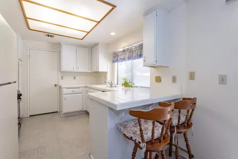 44253 Halcom Ave, Lancaster, CA 93536 photo 9