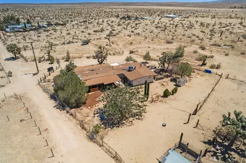 20632 E Avenue J, Lancaster, CA 93535 photo 37