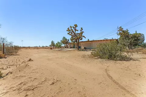 20632 E Avenue J, Lancaster, CA 93535 photo 24