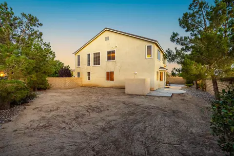44951 Normandy Ln, Lancaster, CA 93536 photo 38