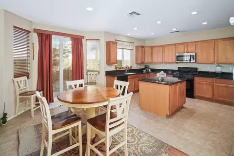 44951 Normandy Ln, Lancaster, CA 93536 photo 12