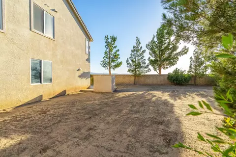 44951 Normandy Ln, Lancaster, CA 93536 photo 40