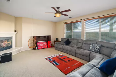 44951 Normandy Ln, Lancaster, CA 93536 photo 14