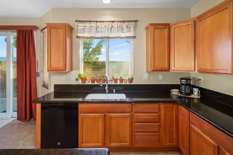 44951 Normandy Ln, Lancaster, CA 93536 photo 10