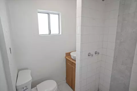 10205 Avenue J E, Lancaster, CA 93535 photo 6