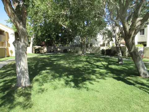 1850 E Ave J2 #3, Lancaster, CA 93535 photo 2