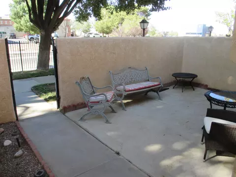 1850 E Ave J2 #3, Lancaster, CA 93535 photo 3
