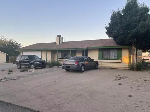 40702 E 179th St, Lancaster, CA 93535 photo 1