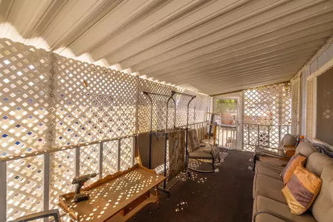 3255 Avenue R E #SPC 282, Palmdale, CA 93550 photo 3