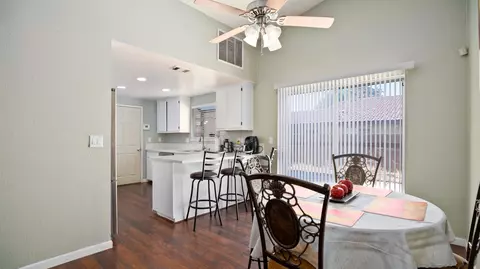 43722 Rogier St, Lancaster, CA 93535 photo 11