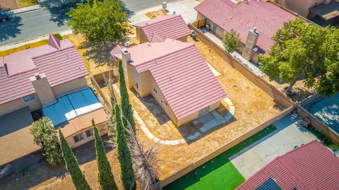 43722 Rogier St, Lancaster, CA 93535 photo 28