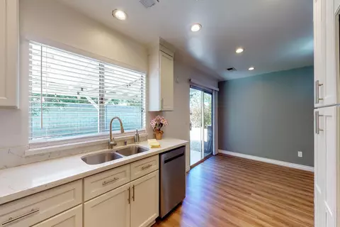 1120 Lightcap St, Lancaster, CA 93535 photo 12