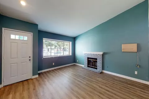 1120 Lightcap St, Lancaster, CA 93535 photo 5