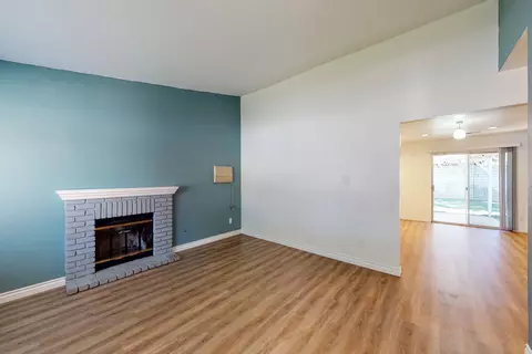 1120 Lightcap St, Lancaster, CA 93535 photo 4