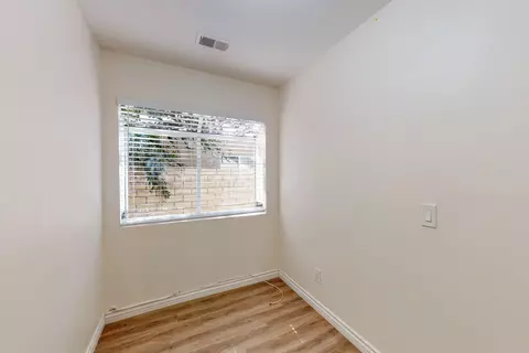 1120 Lightcap St, Lancaster, CA 93535 photo 13