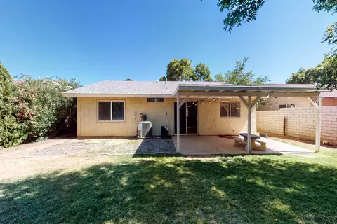 1120 Lightcap St, Lancaster, CA 93535 photo 25