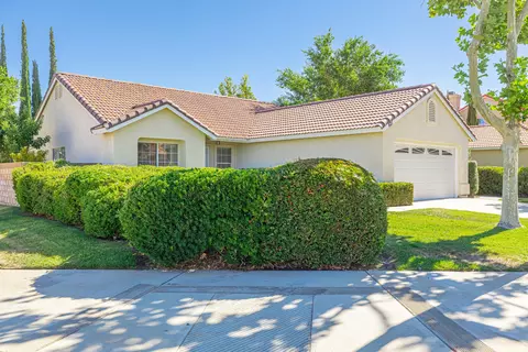 821 E Avenue K7, Lancaster, CA 93535 photo 1