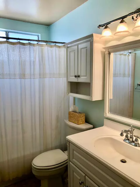 541 Oldfield St E, Lancaster, CA 93535 photo 10