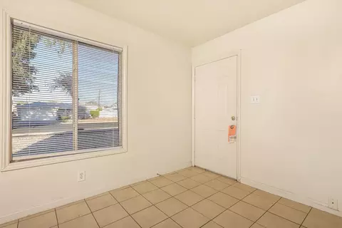 44323 Date Ave, Lancaster, CA 93534 photo 5