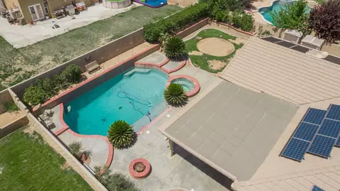 1608 Thomas Dr, Lancaster, CA 93535 photo 38