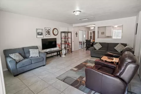 17835 Coolwater Ave, Palmdale, CA 93591 photo 4