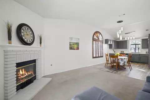 1136 Stephanie Ct, Lancaster, CA 93535 photo 15