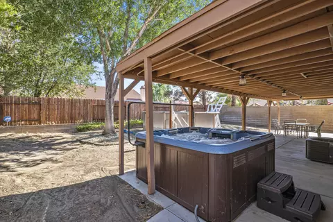 1136 Stephanie Ct, Lancaster, CA 93535 photo 34