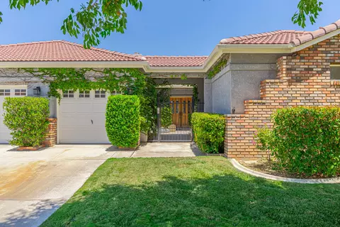 2711 End Ct, Lancaster, CA 93536 photo 3