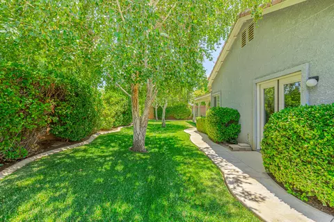 2711 End Ct, Lancaster, CA 93536 photo 45