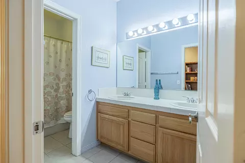 2711 End Ct, Lancaster, CA 93536 photo 35