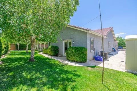 2711 End Ct, Lancaster, CA 93536 photo 48