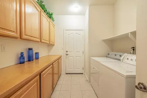 2711 End Ct, Lancaster, CA 93536 photo 29