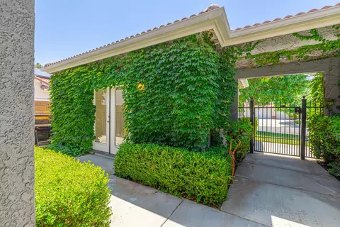 2711 End Ct, Lancaster, CA 93536 photo 7