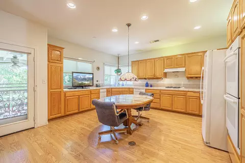 2711 End Ct, Lancaster, CA 93536 photo 19