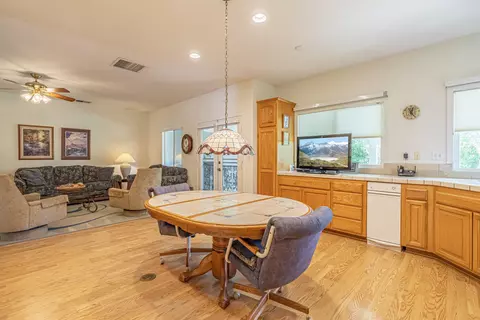 2711 End Ct, Lancaster, CA 93536 photo 23