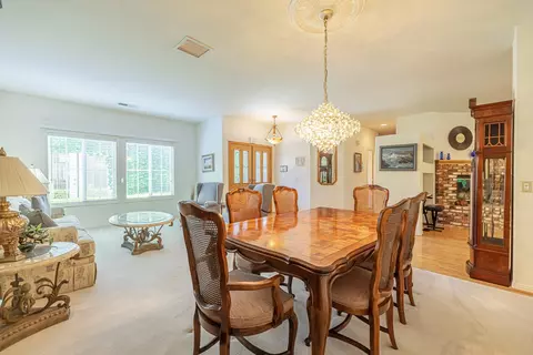2711 End Ct, Lancaster, CA 93536 photo 13