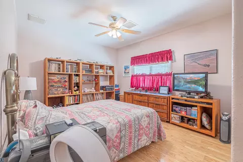 2711 End Ct, Lancaster, CA 93536 photo 31